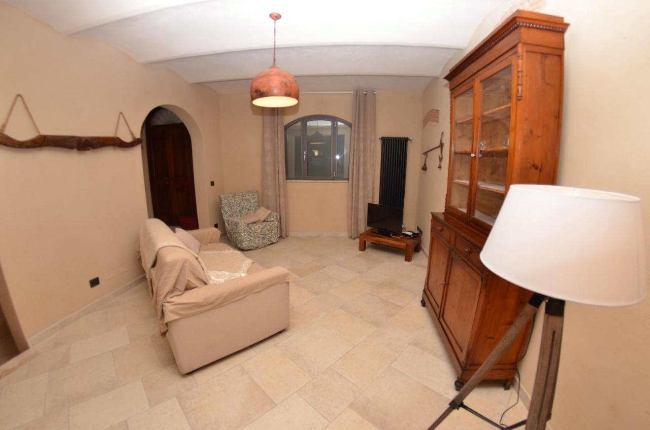 Al Colle Di Lari Villa Luaran gambar