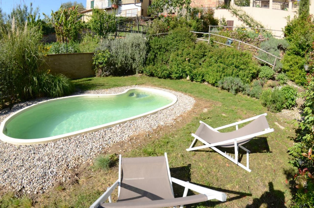 Al Colle Di Lari Villa Luaran gambar