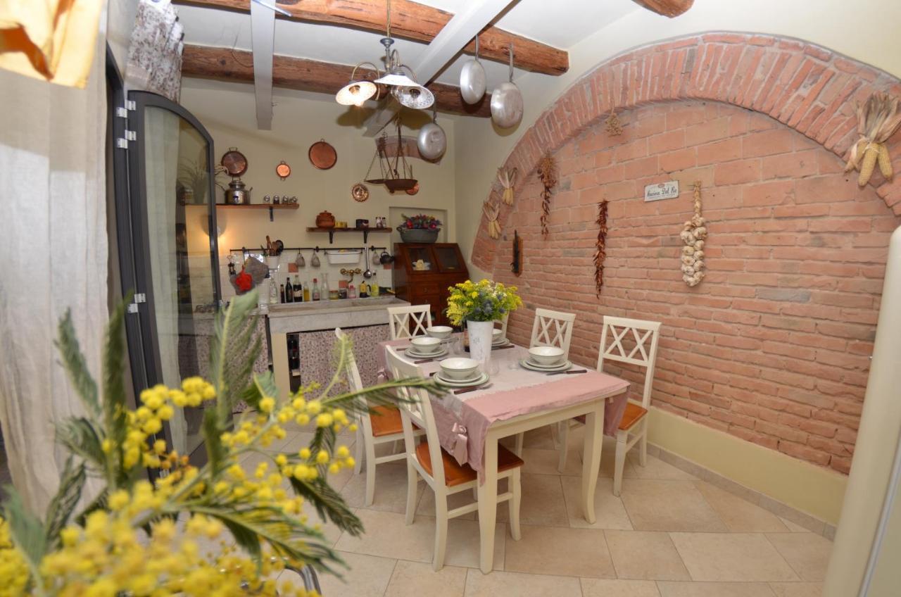 Al Colle Di Lari Villa Luaran gambar